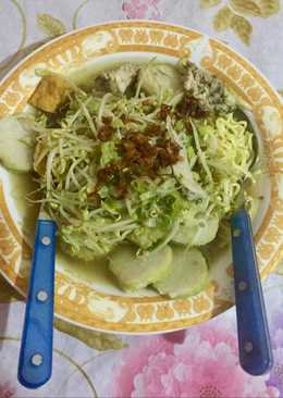 Lontong mie surabaya