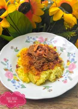 Nasi Ketan Kuning Serundeng (Nasi Rasul Tradisi Maulid)