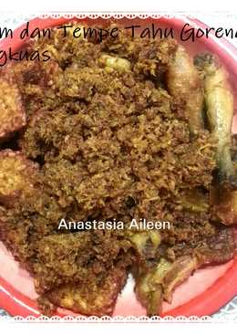 Ayam dan Tempe Goreng Lengkuas