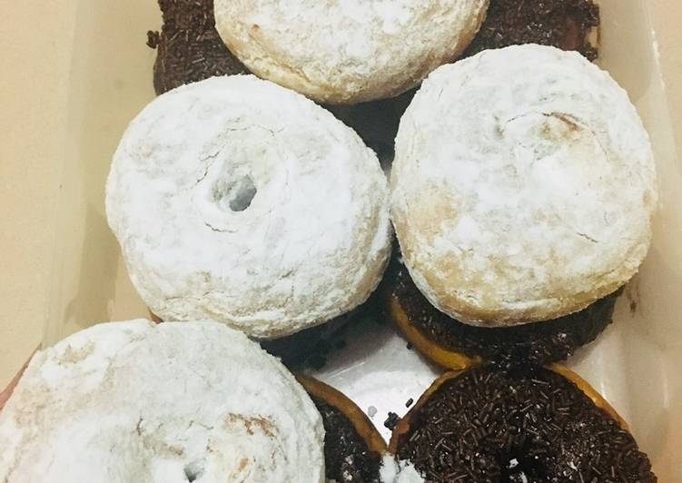 gambar untuk cara membuat Donat Labu Kuning Empuk meskipun berhari-hari