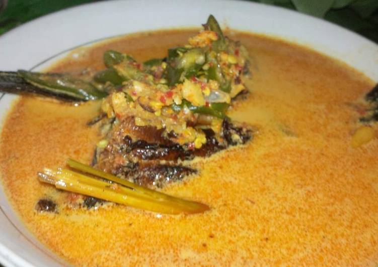 Resep Gulai ikan gabus asap Dari Devi C.