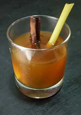 Wedang Jahe Kayumanis (hot ginger with cinnamon)