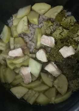Buberah + zuchini + salmon + brokoli