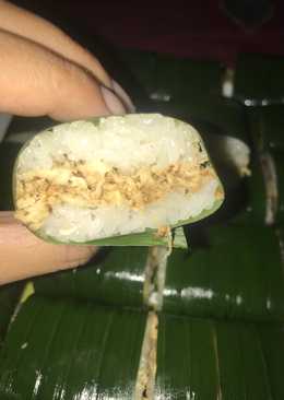 Lemper ayam gurih