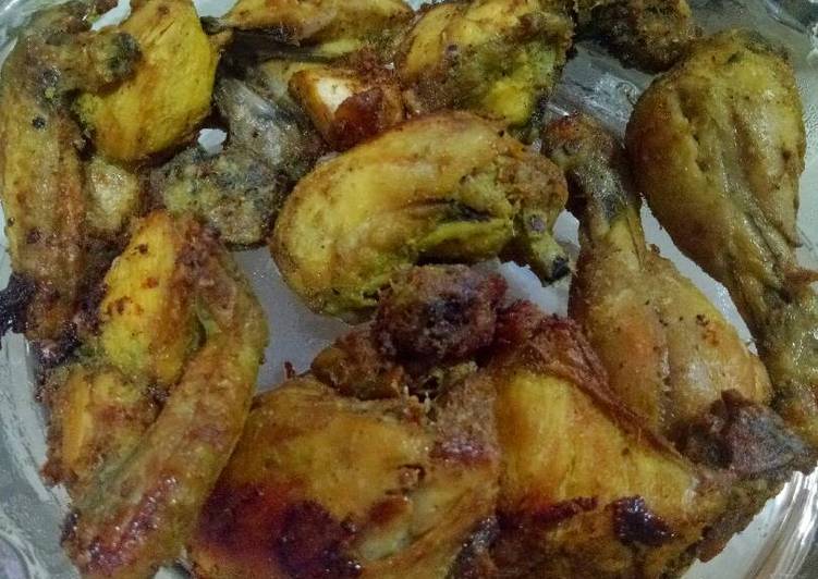  Resep  Ayam  Goreng  Kuning  oleh Chelysa Deli Cookpad