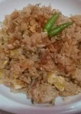 Nasi goreng ayam taoge pedaaas