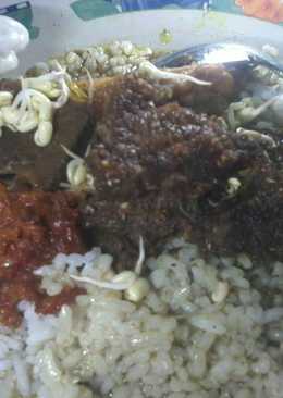 #kita berbagi rawon empal khas jatim