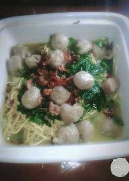 Mie bakso kuah