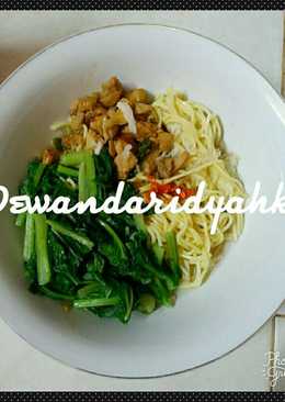Mie ayam rumahan enak