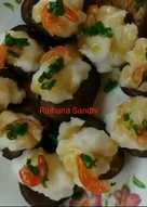 Steam jamur shitake kering dengan cumi cincang