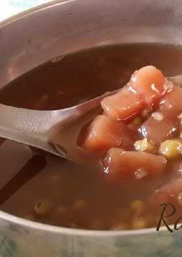 Bubur Kacang Ijo Kue Keranjang