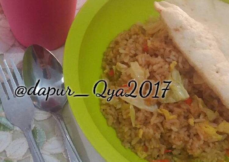 gambar untuk resep makanan Nasi Goreng Daun Bawang