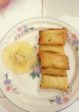 Risoles isi kentang+mi telor(bkn indomi yach?)