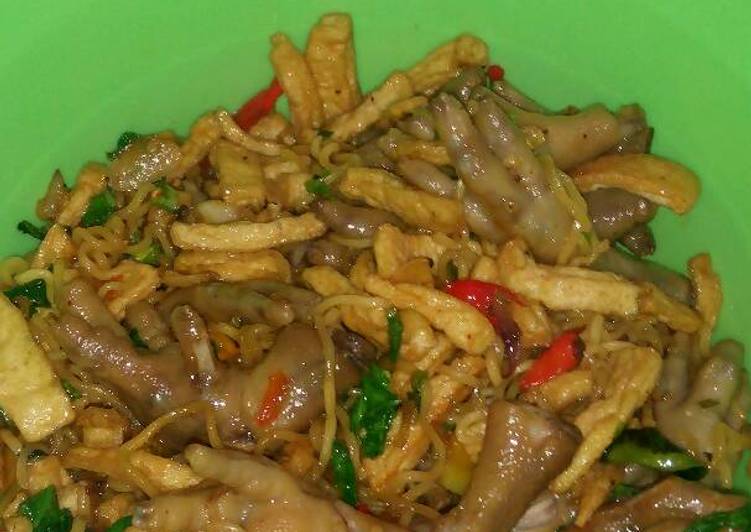 resep masakan Oseng ceker mie tahu pedas