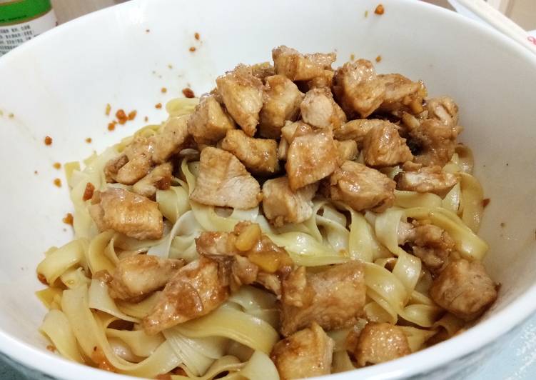 resep makanan Bakmi Ayam Manis ala Vileen