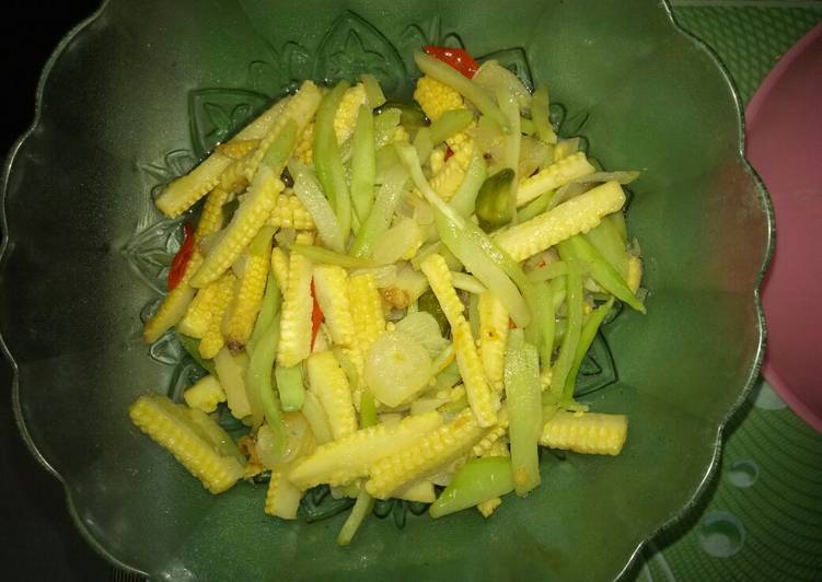 cara membuat Tumis pedas labu, jagung muda dan petai