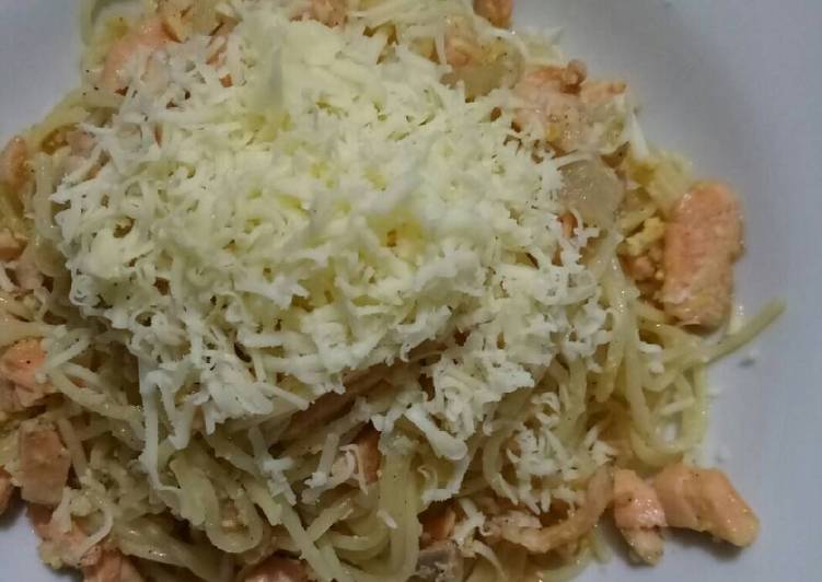Resep Spaghetti with Salmon Karya ayuaf