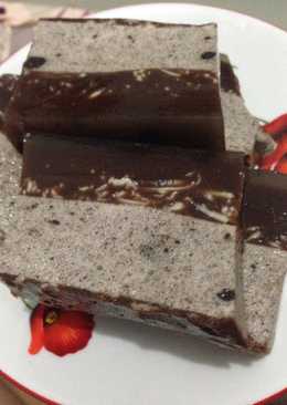 Puding busa coklat oreo