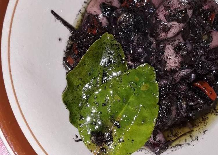 resep lengkap untuk Cumi hitam