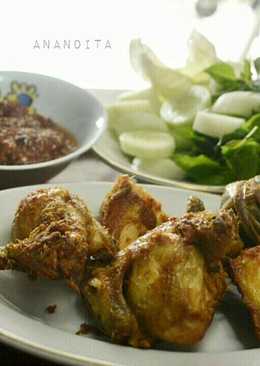 Ayam goreng dan sambal terasi