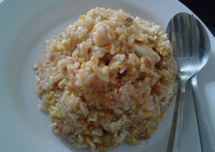  Resep Nasi goreng sederhana  oleh mrs Toufan Cookpad