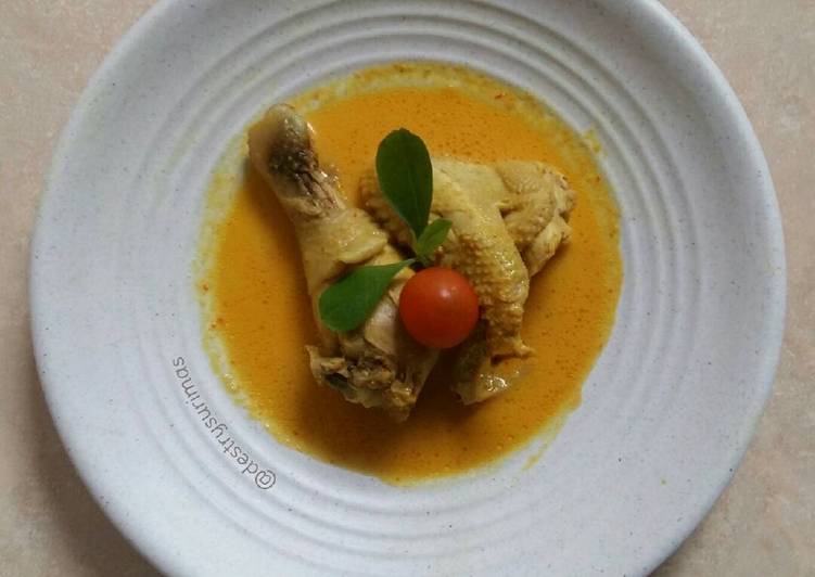 gambar untuk cara membuat Ayam kuah santan (chicken coconut milk soup) / opor ayam