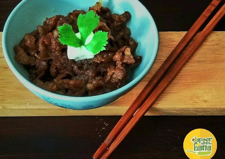 resep lengkap untuk Gyudon Keto