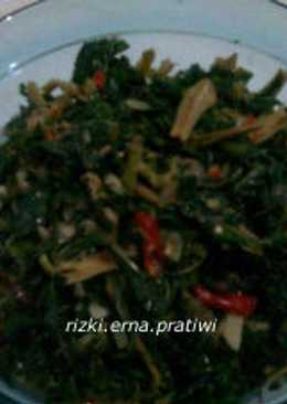 Tumis Daun Singkong + Daun Pepaya + Ikan Asin Pedas Gurih Sedaaap