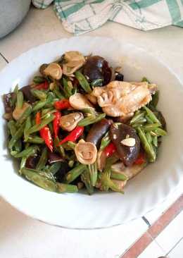 Tumis buncis pedas manis