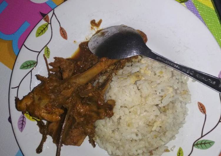 gambar untuk cara membuat Nasi kebuli ayam rice cooker