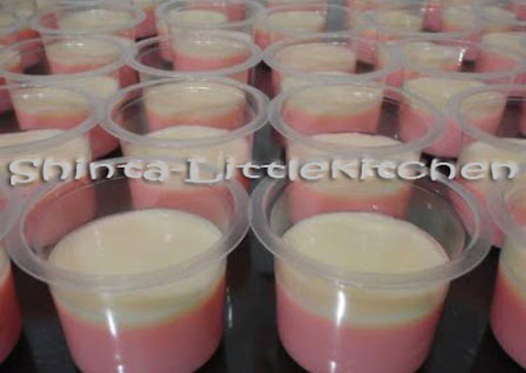 resep makanan Puding Puyo Strawberry