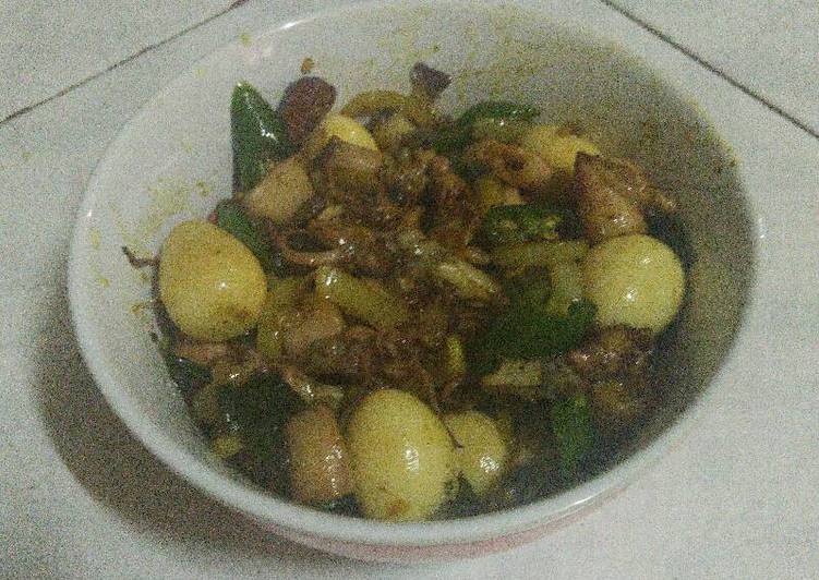 resep makanan Tumis cumi, telor puyuh cabe ijo.. Keto