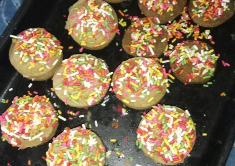 bahan dan cara membuat Cup cake kopi rainbow ala anak kos