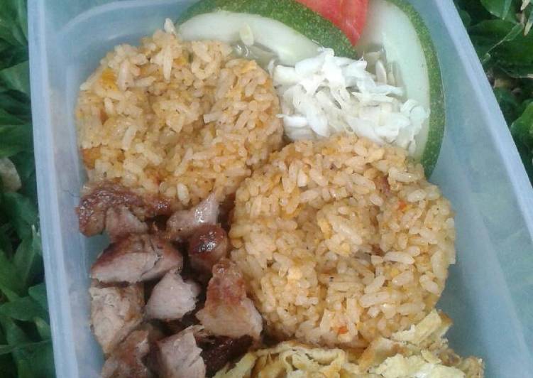 Resep Nasi Goreng #bekal Kiriman dari Shakira_Kitchen