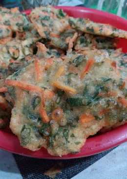 Bakwan kangkung kriuk