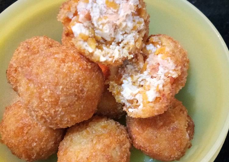Bola nugget tahu salmon