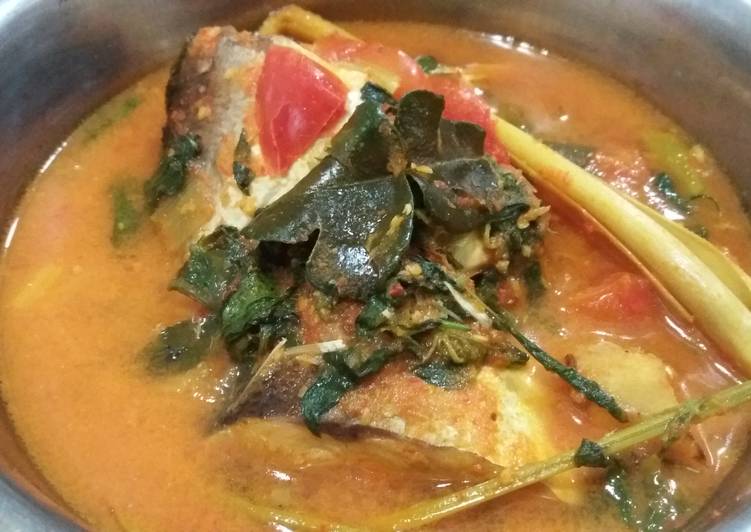 Resep Ikan  bandeng masak  woku oleh nancy Cookpad