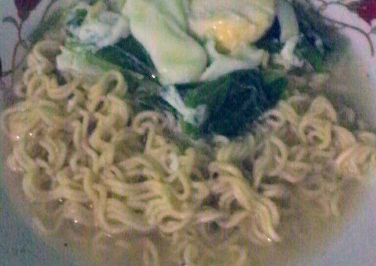 Resep Mie instan kriuk ala2x aku Mie Seduh polosan 