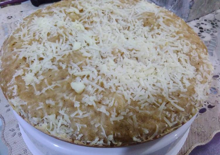 bahan dan cara membuat Bolu Pisang Keju - Rice Cooker (No Mixer, No Oven)