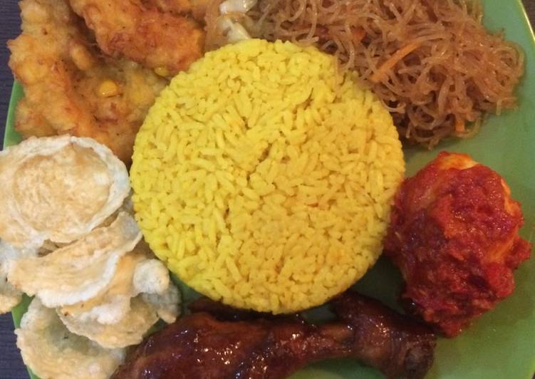 Resep Nasi kuning By komariyah