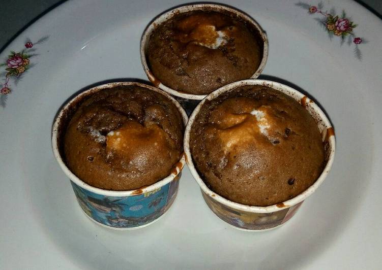 resep Cupcake coklat isi marsmellow