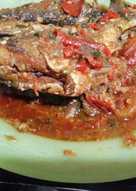 Bandeng asam manis pedas.
