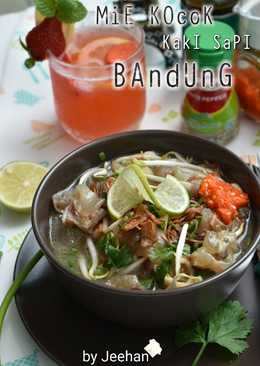 Mie Kocok Kaki Sapi BANDUNG