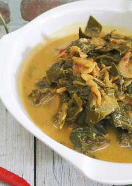 Sayur santan pedas daun singkong