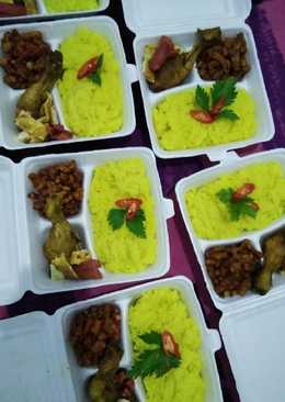 Nasi kuning istimewa