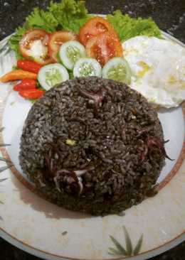 Nasi Goreng Cumi Hitam