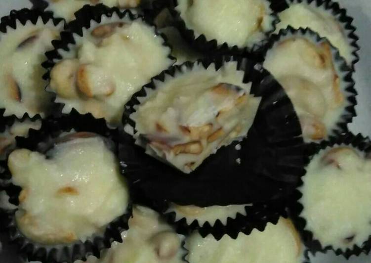 Resep Coklat kacang mede Oleh Wiwit