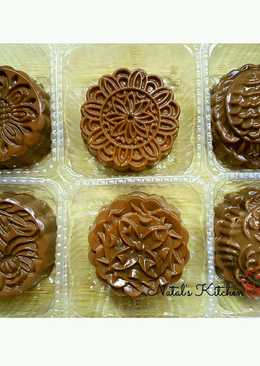 Chocolate Jelly Moon Cake
