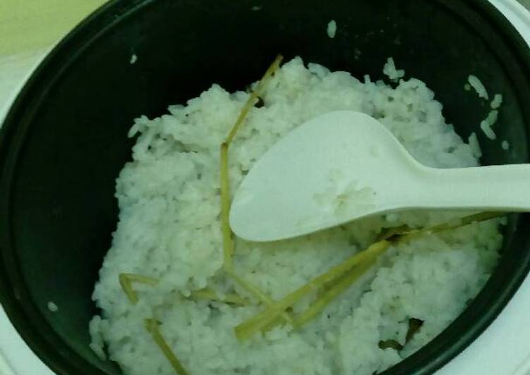 resep makanan Nasi uduk ricecooker anak kost