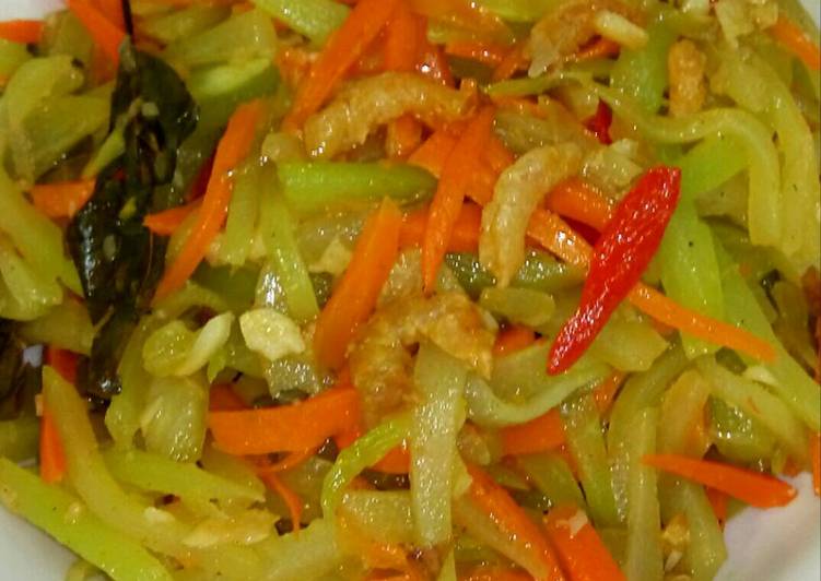 resep masakan Tumis labu siam dng ebi